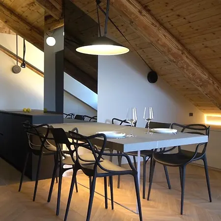 Casa Savoia - Piazza Castello Apartmán *